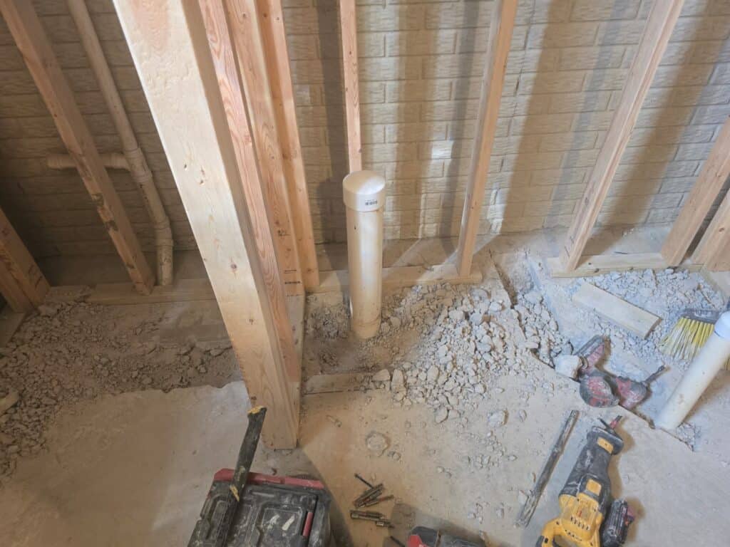 Worthington Basement Finish – Full Bath, Basement Kitchen, Stone Ledger Wall & Complete Trade Buildou