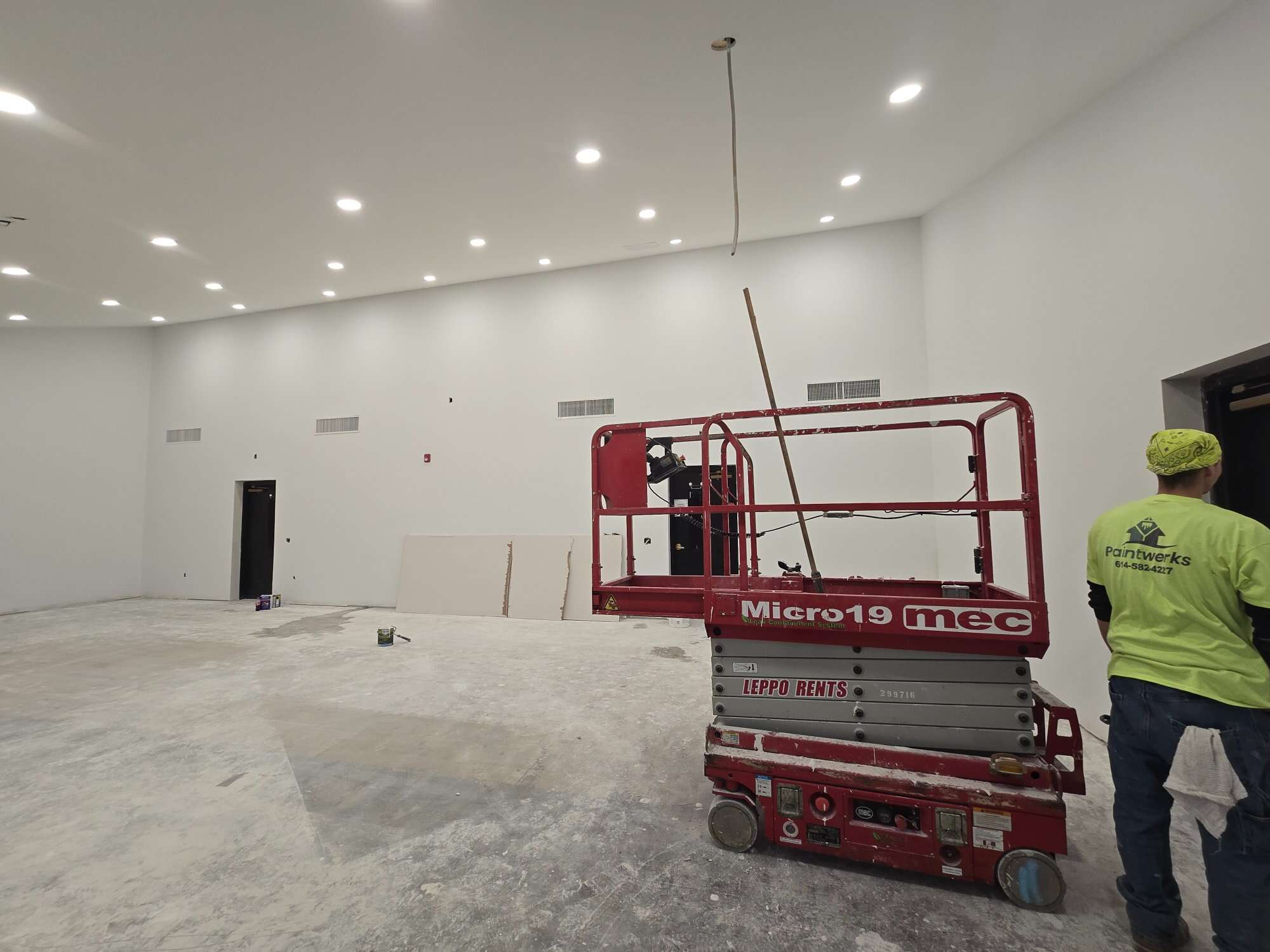 PaintWerks Crew Scissor Lift Commercial Painting Church Gahanna Ohio